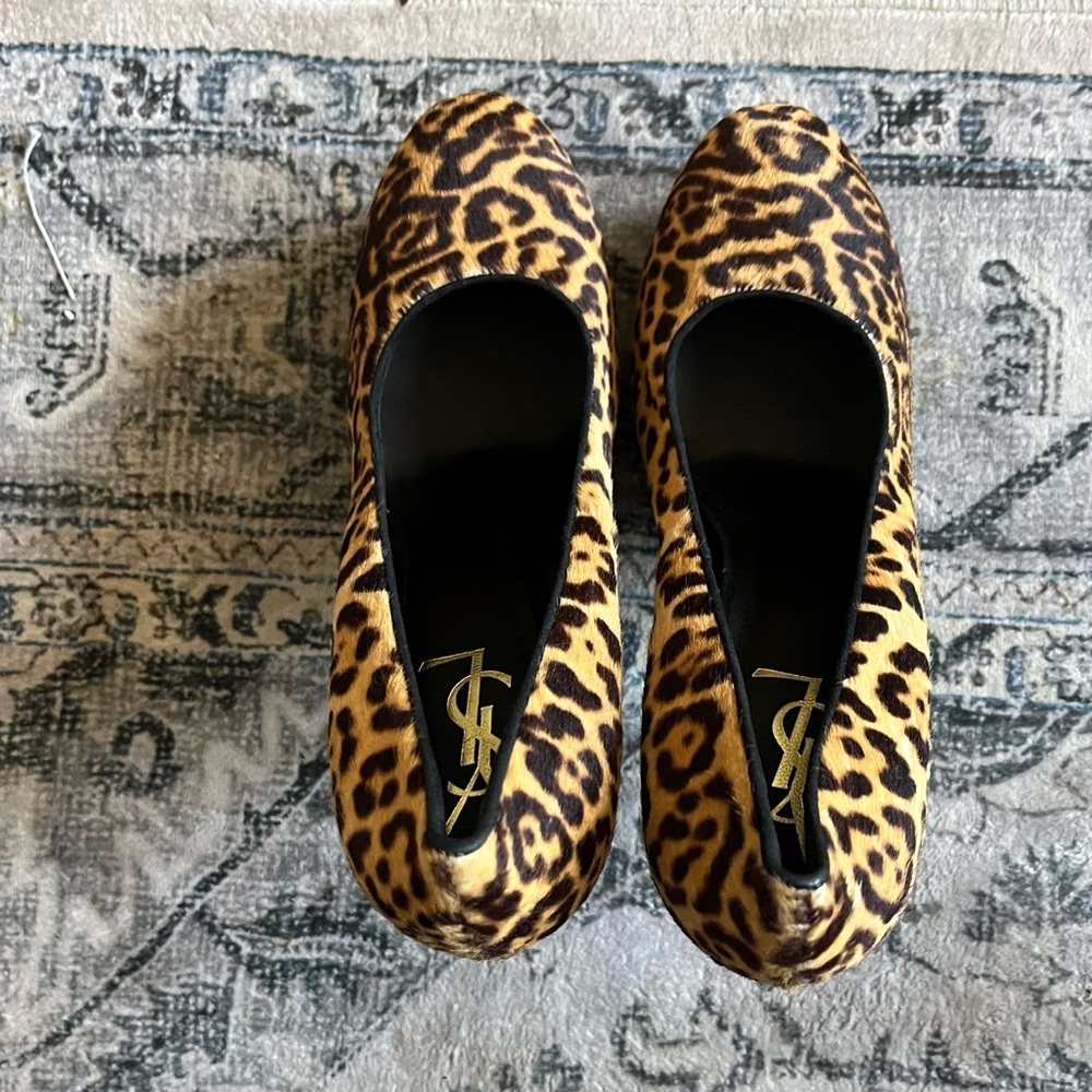 YSL TRIBTOO SIZE 42 LEOPARD PRINT